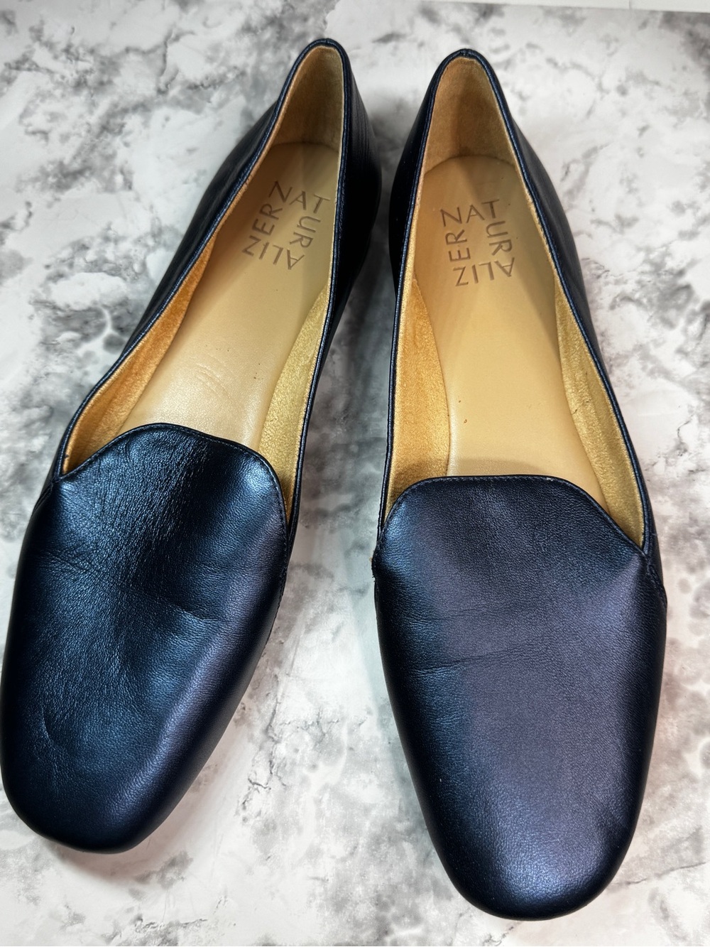 Naturalizer Women's Metallic Blue Leather Slip-On Loafer Size 9.5 Round Toe